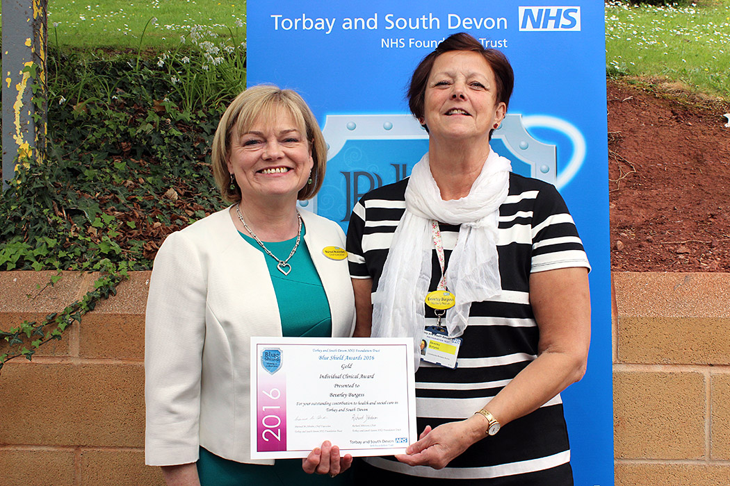 Beverley Burgess with Mairead McAlinden (CEO) - Gold Individual Clinical Award